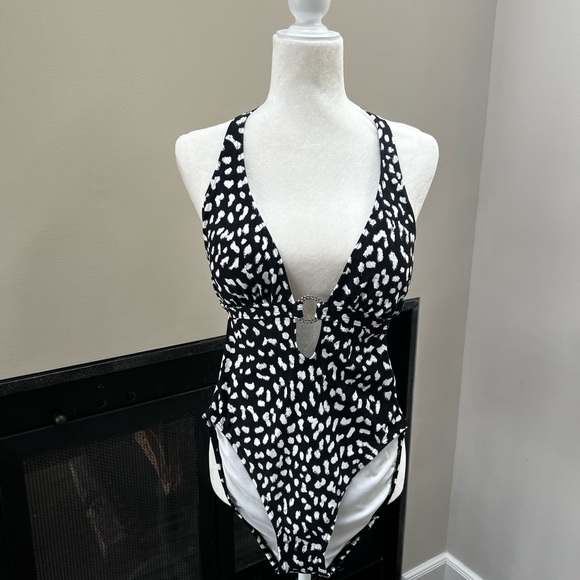 NEW MICHAEL KORS ONE PIECE SWIMSUIT - Picture 2 of 11